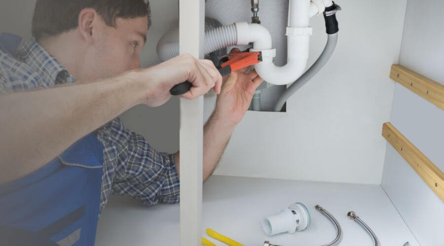 Professional clogged toilet repair in Linneus, MO